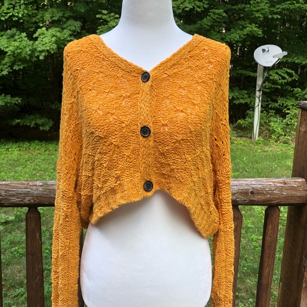 Yellow American Eagle Sweater